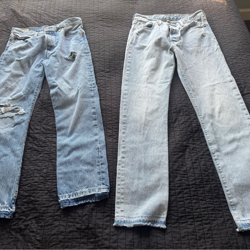 Levi's Women's Blue Jeans - Distressed and Classic